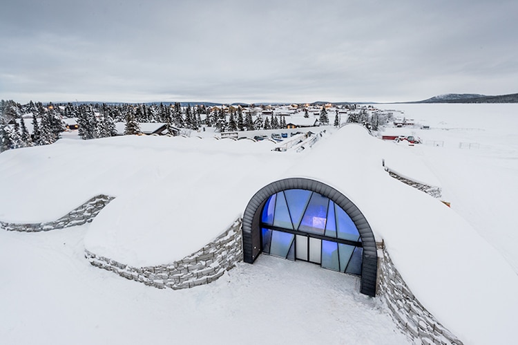 icehotel-365-sweden-arctic-circle-11