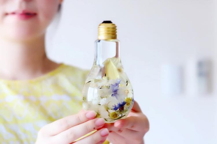 Striking Flower Light Bulb Vase Suspends Delicate Blooms Like Jewels