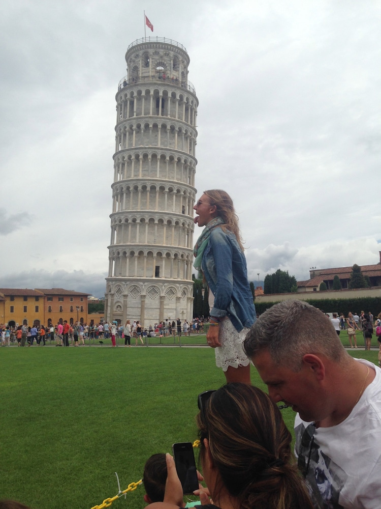 Funny Leaning Tower of Pisa Pictures