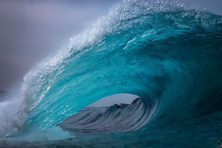 Photographer Spends Hours in Water Capturing Ocean Wave