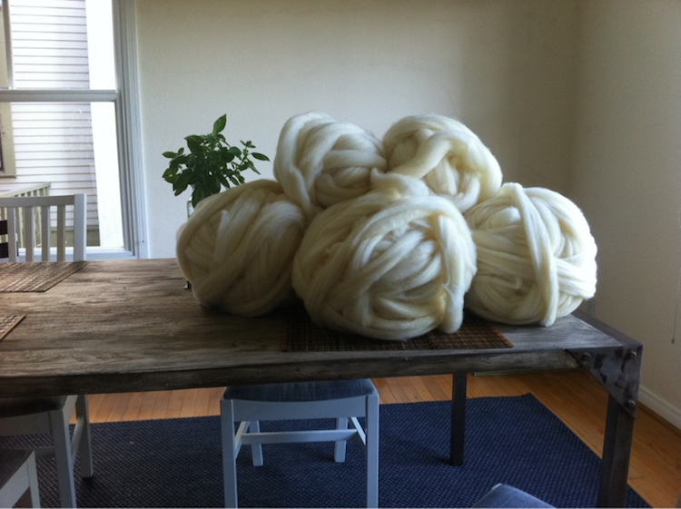 laura birek giganto-blanket DIY chunky knit blanket oversized knit