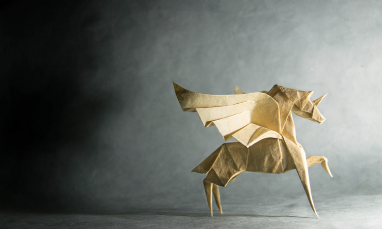 Artist Skillfully Folds Single Sheets of Paper Into Expressive Origami Animals