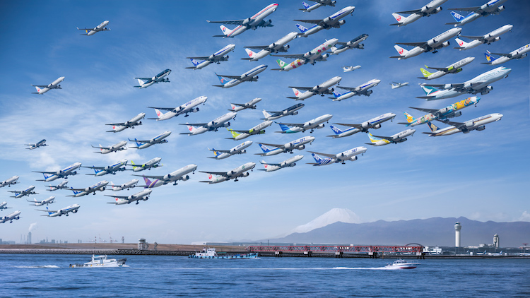 Airportraits Planes Departing At Tokyo Haneda Airport