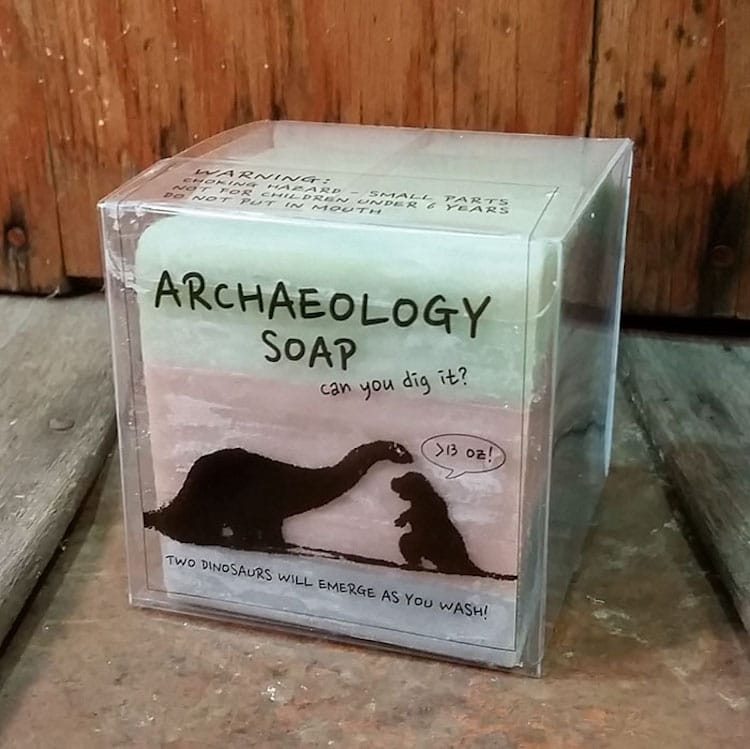 Awesome "Archaeology Soap" Reveals Tiny Dinosaurs As You Use It