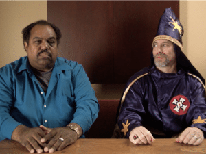 Daryl Davis Uses Friendship To Convince Over 200 KKK Members To Quit