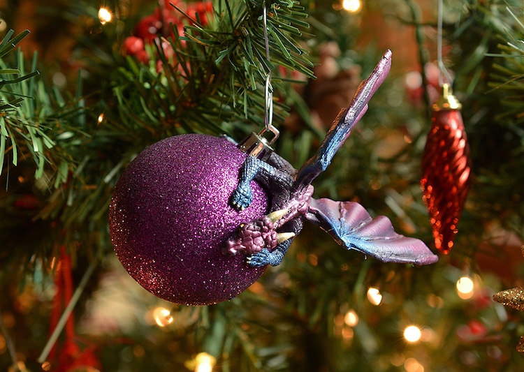 dragon ornaments by Aelia Petro