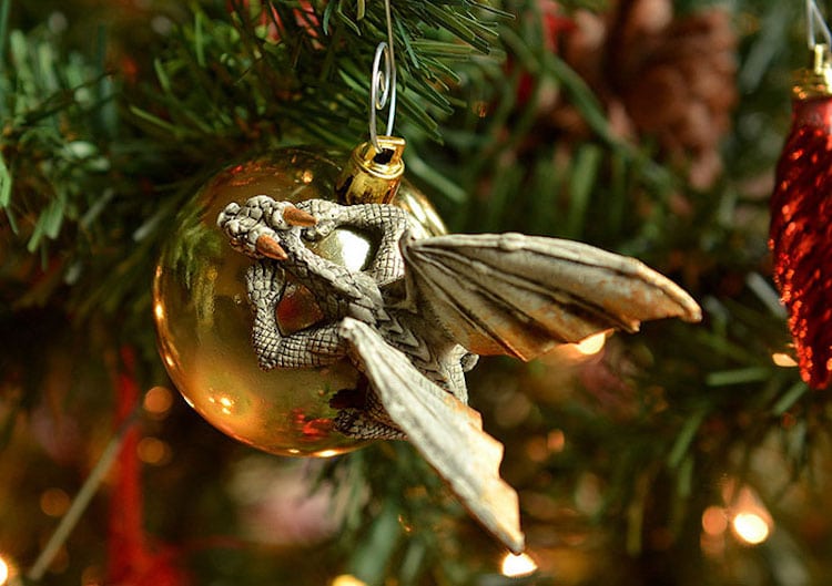 dragon ornaments by Aelia Petro