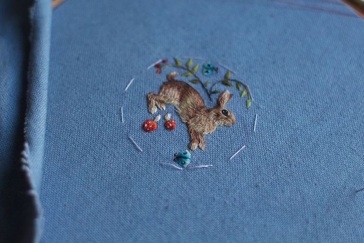 Intricately Detailed Embroidered Animals by Chloe Giordano