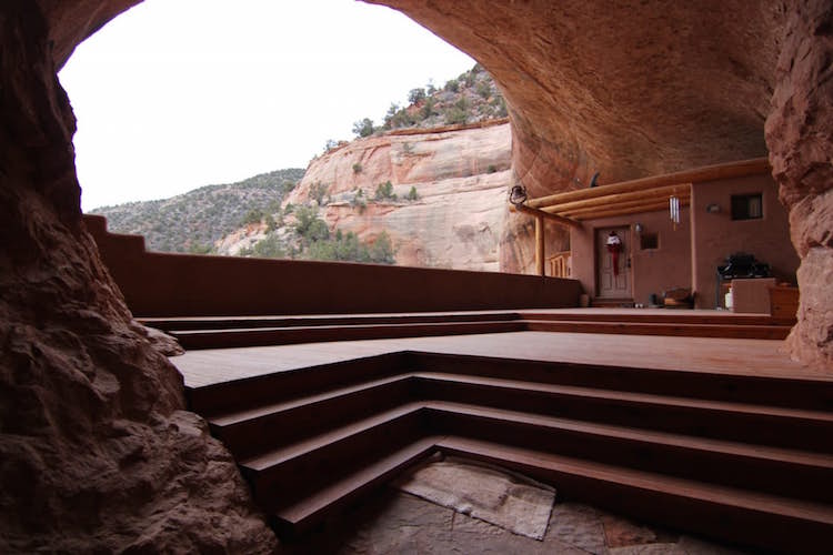 Cliff Haven Remote Utah House Built into Red Rock