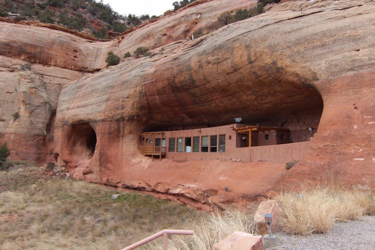 Cliff Haven Remote Utah House Built into Red Rock