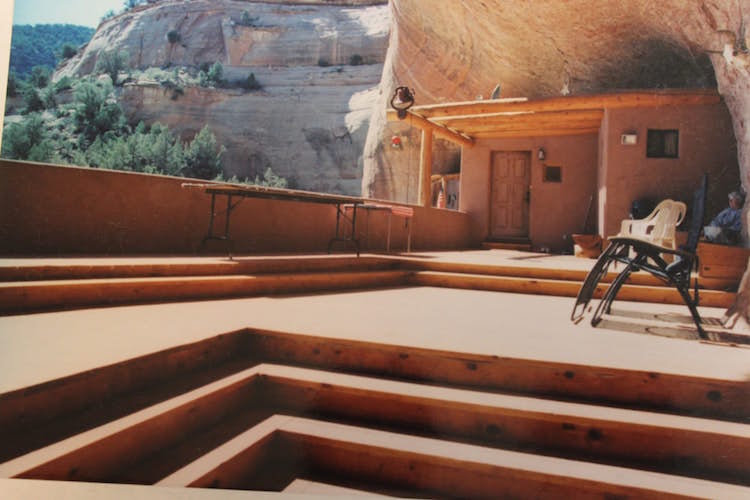 Cliff Haven Remote Utah House Built into Red Rock