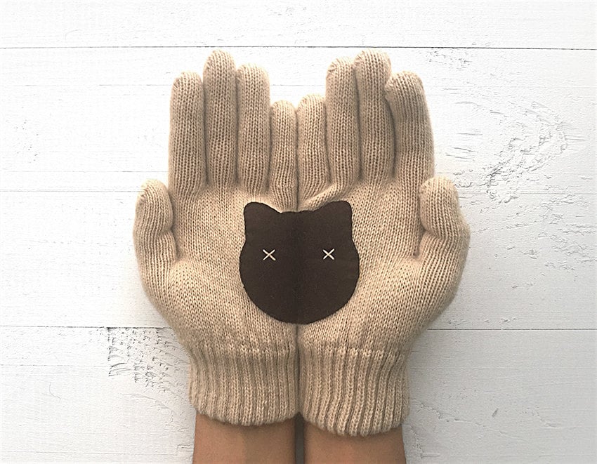 Cute Gloves Reveal Unexpected Images When Placed Together