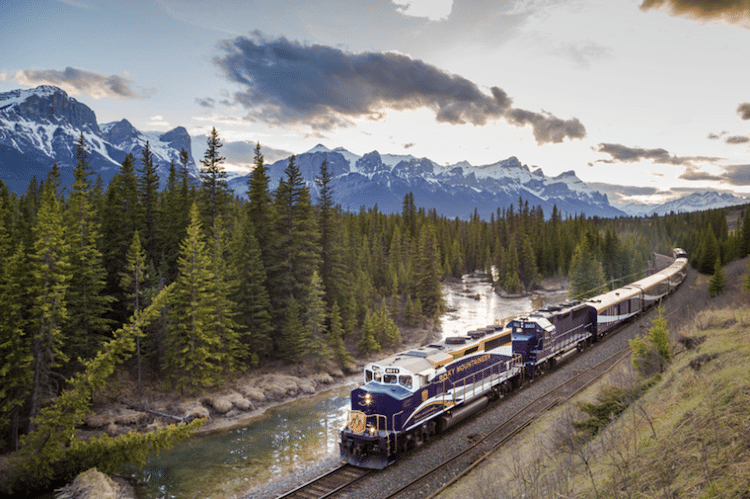 Train Photos Show the Vessels Roaring Through Picturesque Landscapes