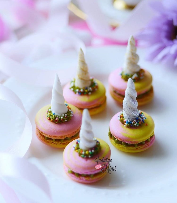 unicorn macaron