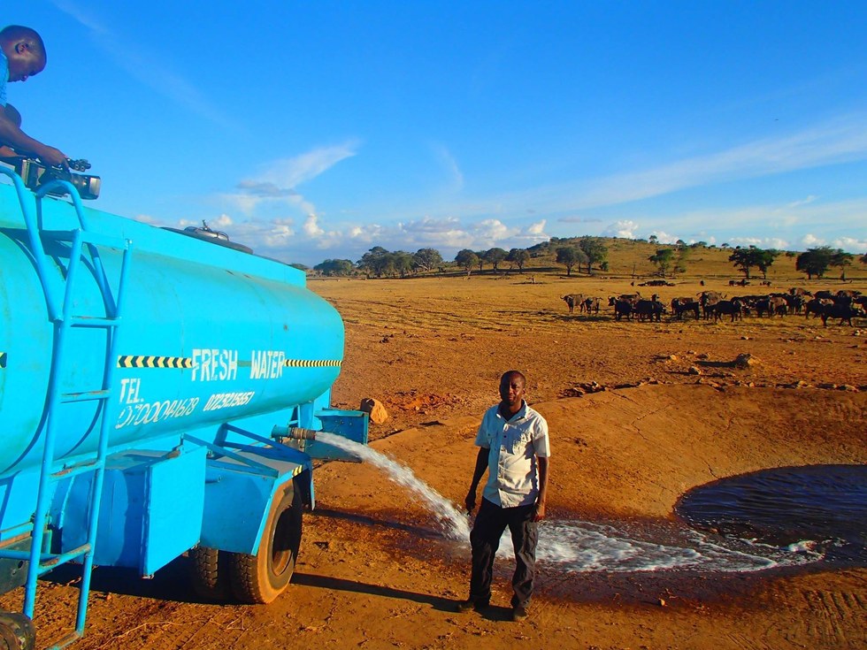Patrick Kilonzo Mwalua water trucks for animals 