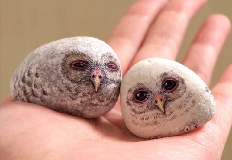 Stone Animal Paintings by Akie Nakata Feature Realistic Details