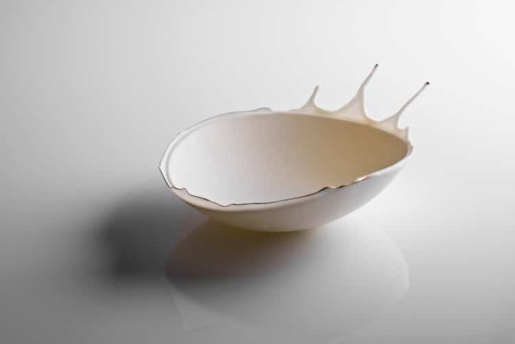 Delicate Ceramic Bowls Capture Splatters Frozen in Time