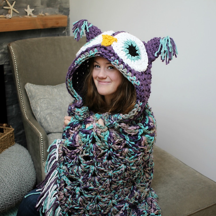 Charming DIY Owl Blanket is Cozy Way to Be a Bird