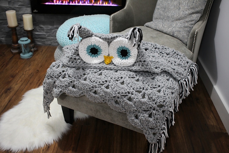 Charming DIY Owl Blanket is Cozy Way to Be a Bird