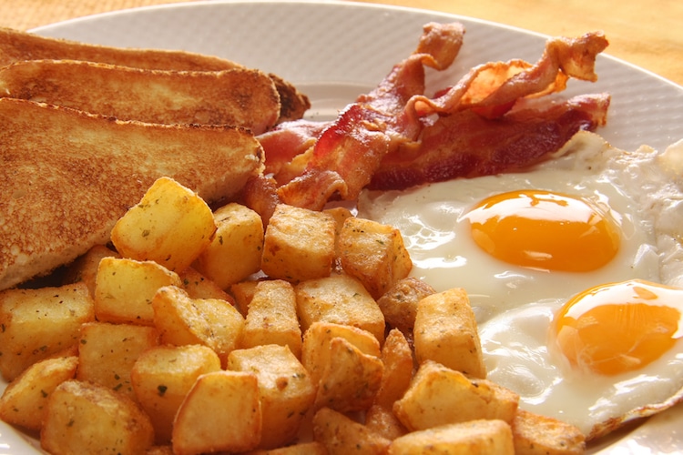 traditional american breakfast