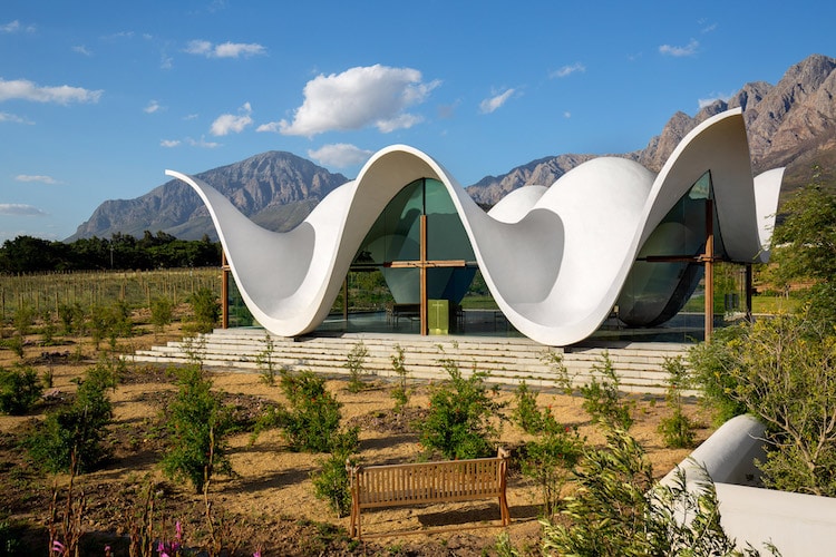 Modern Chapel In South Africa Has Roof That Appears To Take Flight