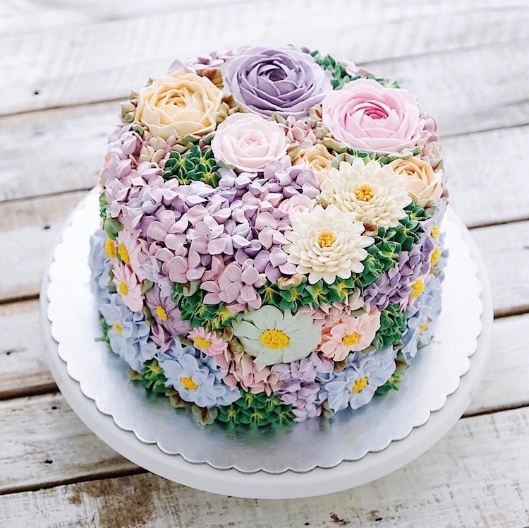 Buttercream Flower Cakes Are a Delicious Way to Welcome Spring