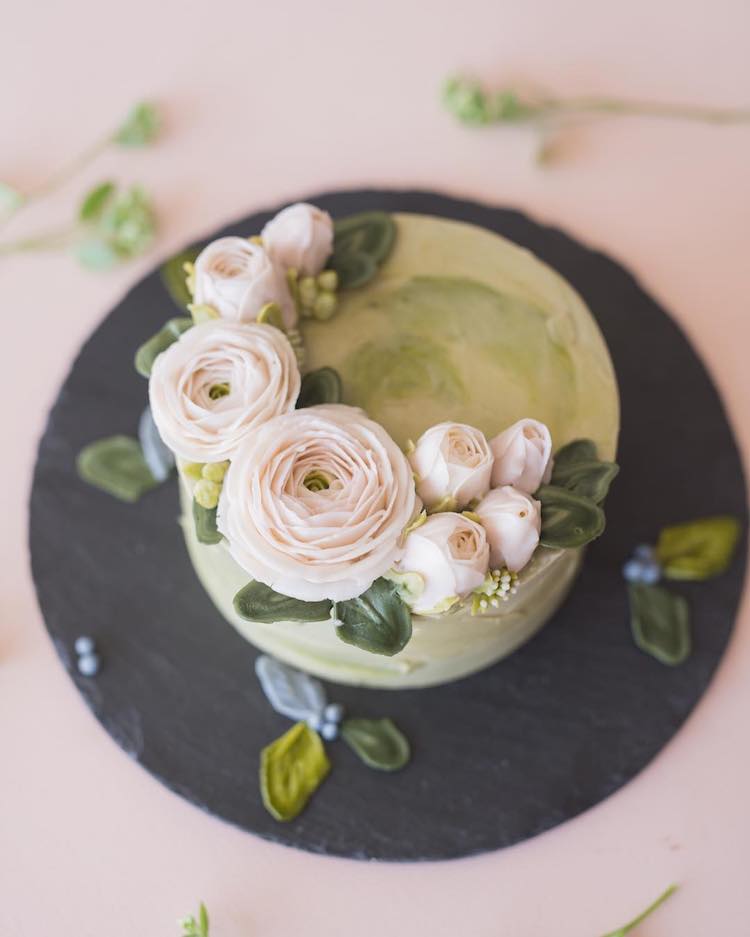 how to make buttercream flowers