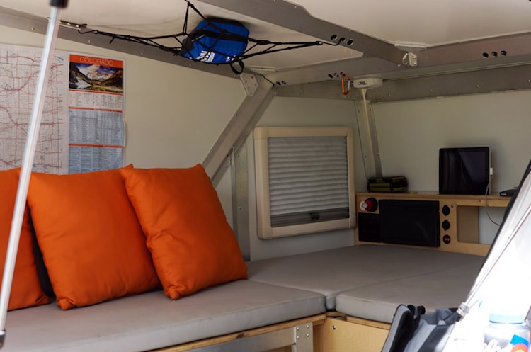 rechargeable camper trailer