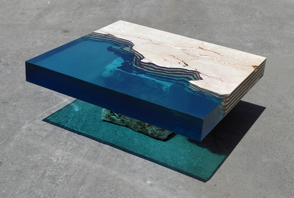 HAMILTON 23 Water Table by Alexandre Chapelin resin furniture
