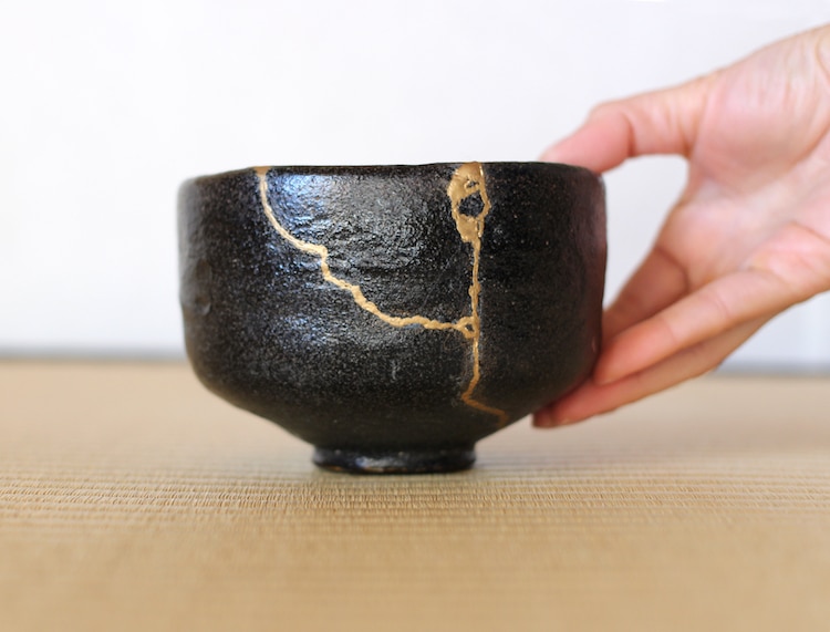 Featured image for Dear Vishi, what's the Philosophy of Kintsugi?