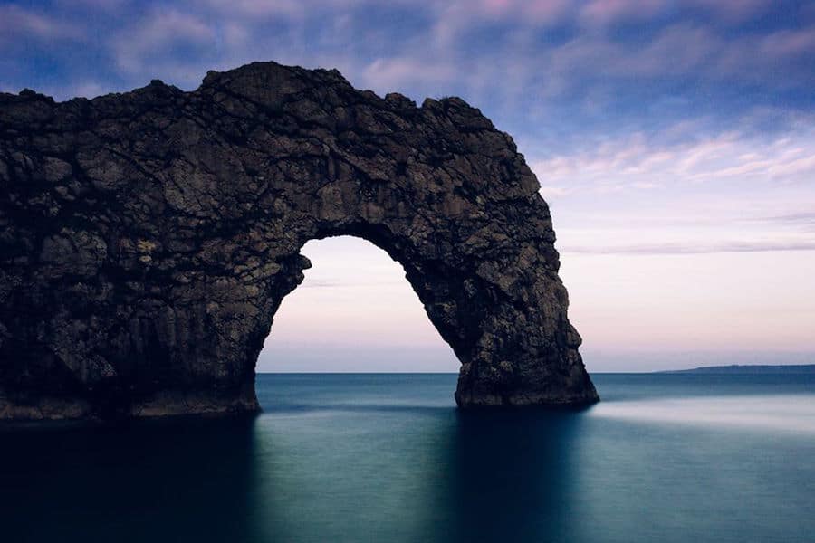 Фотография б. Shadow photo Island.