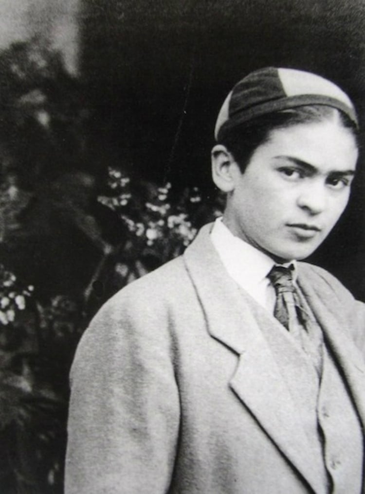 18 fotografías poco vistas de la adolescencia de Frida Kahlo ...