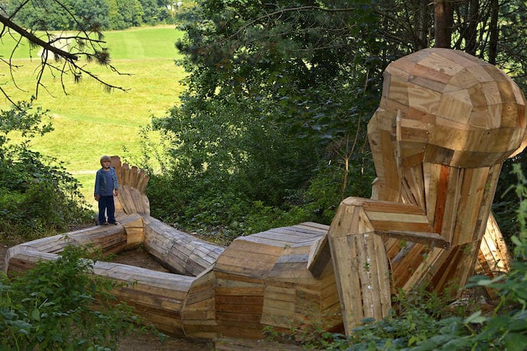giant wood sculptures