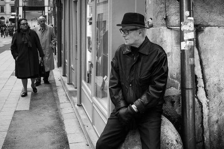 Skander Khlif black and white street photography