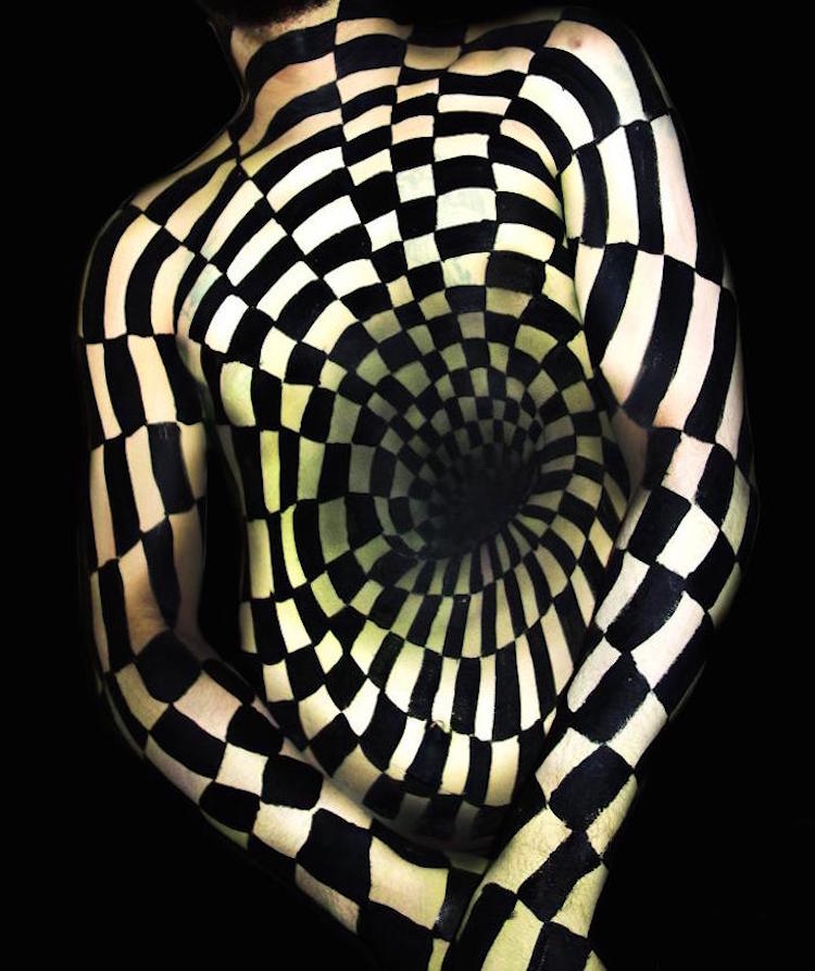 3D Illusion Body Painting