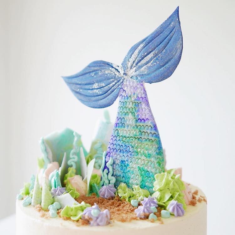 Mermaid's Tail Gradient Cake