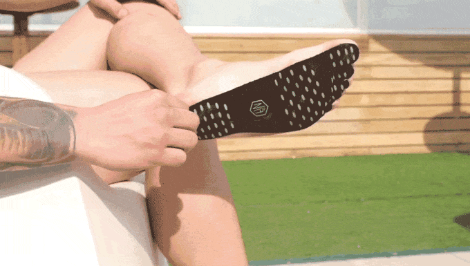Stick-On Soles Take the Place of Flip Flops for Flexible Beach Wear