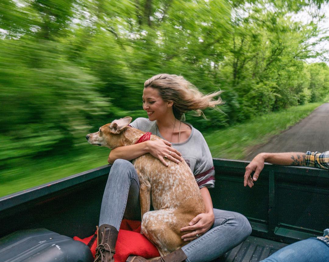 Family Photos by Theron Humphrey and His Dog Maddie