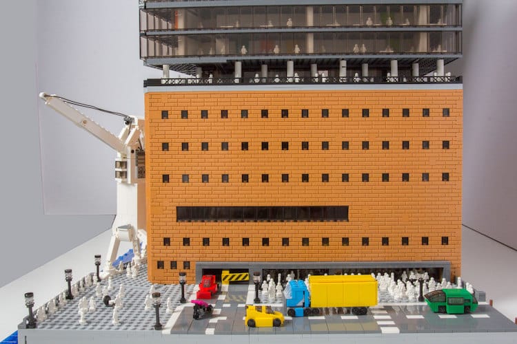 Elphilharmonie scale model LEGO