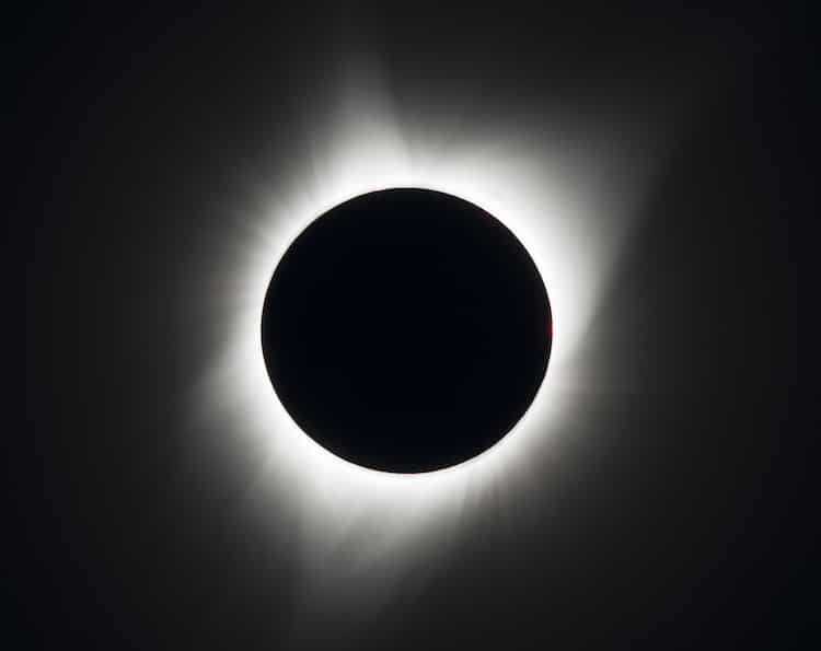 photos of total eclipse