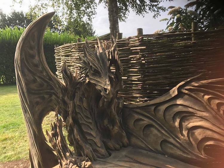 Igor Loskutow Dragon Bench