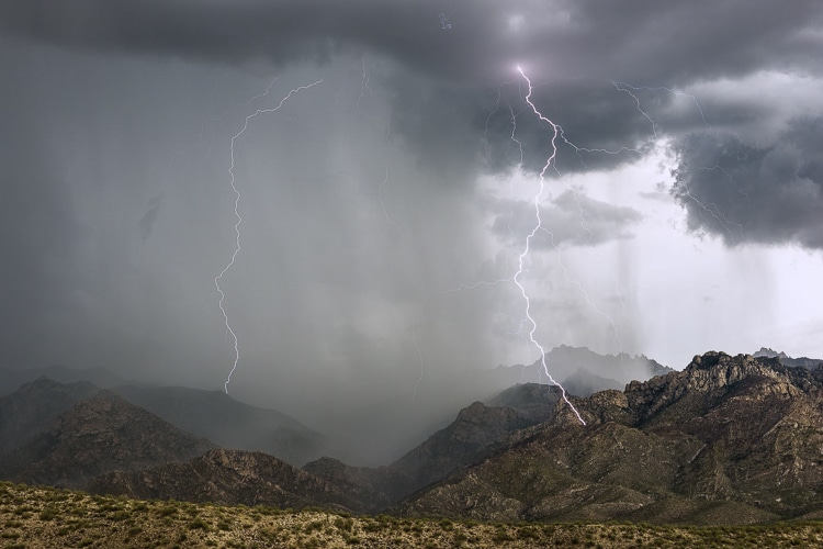 Storm Chaser Photography by Mike Mezeul
