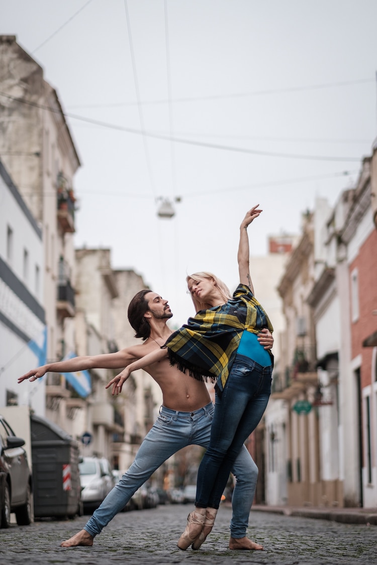 Modern Dance Photography in Buenos Aires by Omar Z. Robles