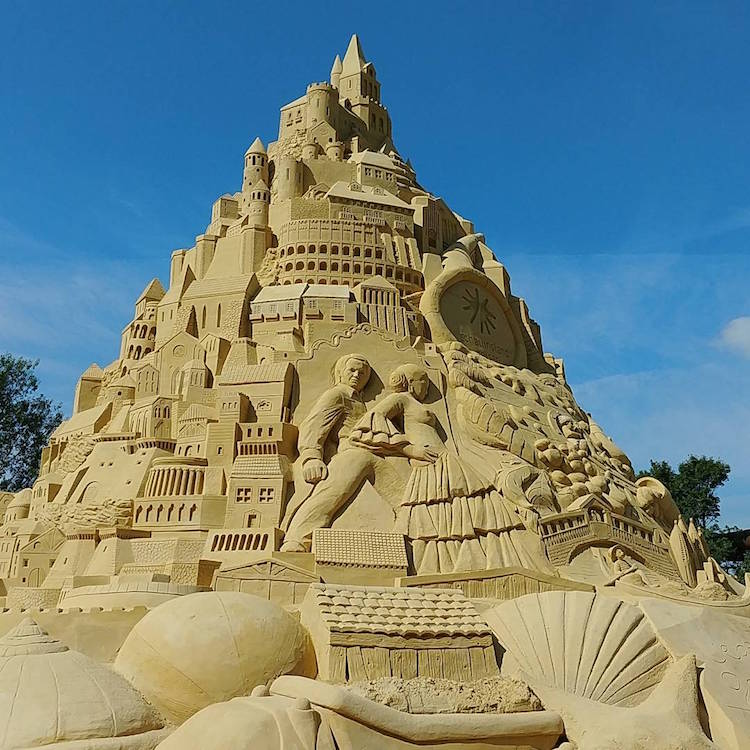 Tallest Sandcastle Sand Art Duisburg 