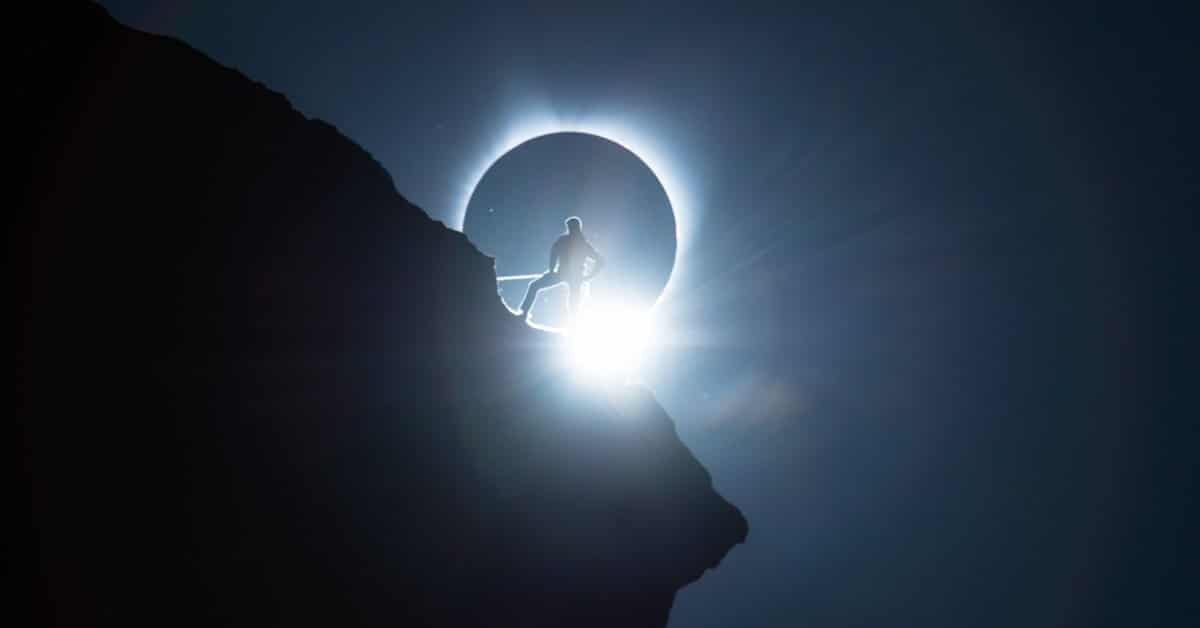 Climbing Photography Meets the Solar Eclipse for Unbelievable Photos