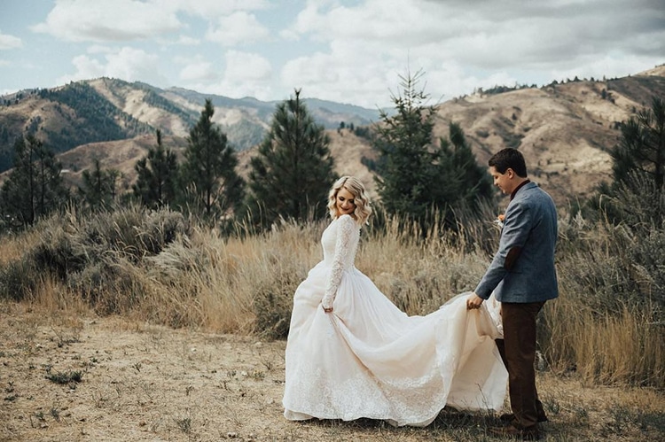 Bride Wears Grandmother's Wedding Dress