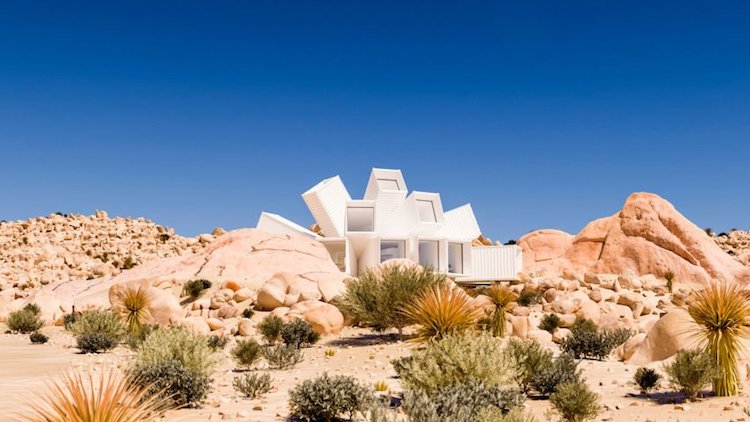 Joshua Tree Residence modern shipping container home