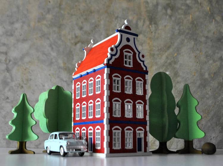 Miniature Houses by Dmitry Pokrovsky Wooduliketoo