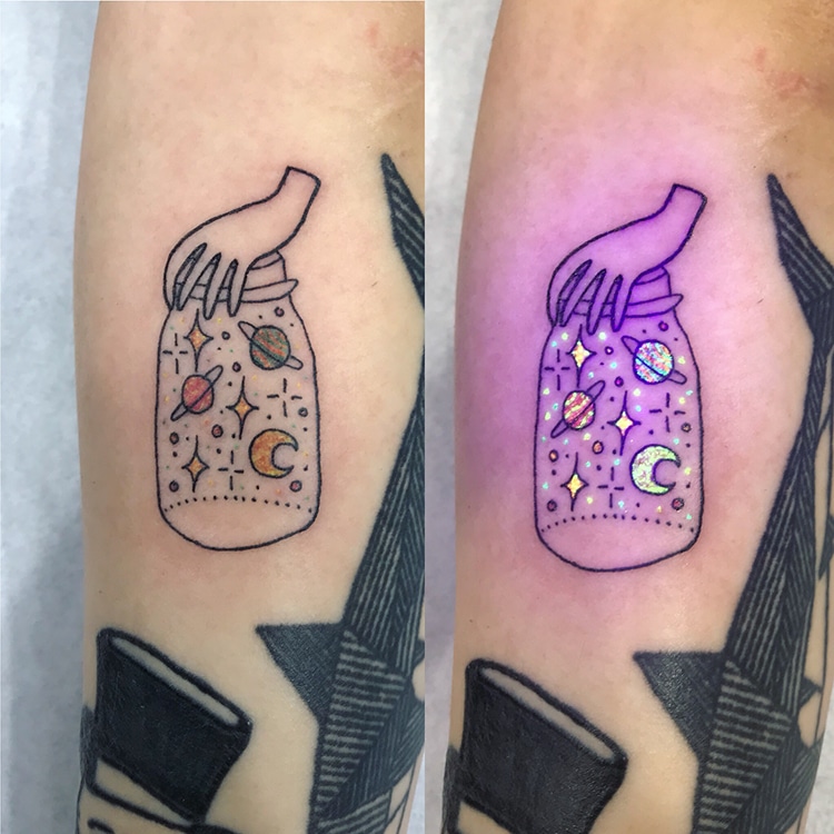 Tattoo Artist Creates Uv Tattoos That Glow In The Dark