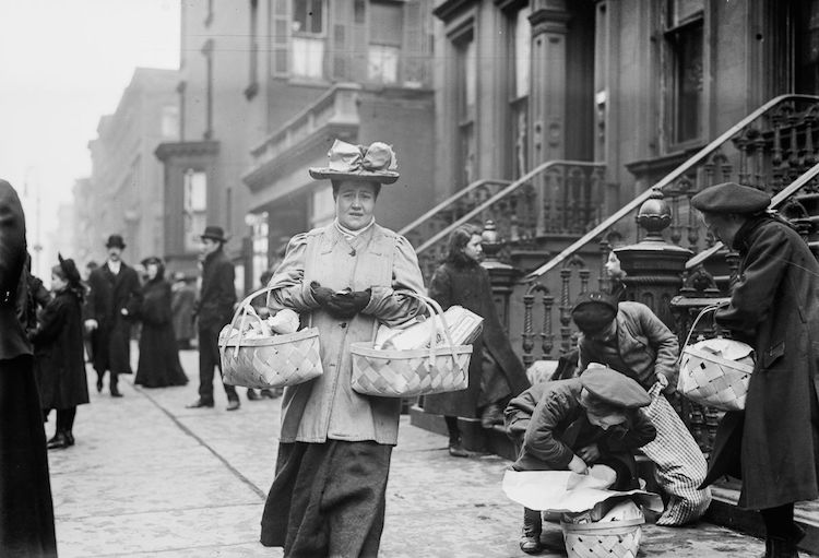 Christmas in New York at the Turn of the Century in 25+ Vintage Images